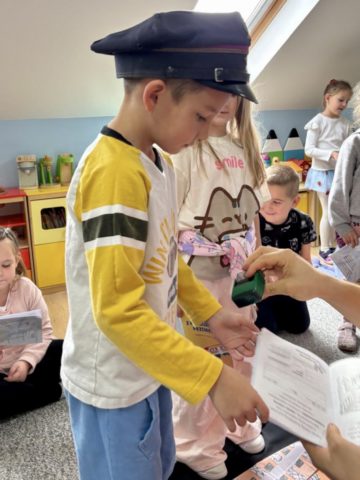 whatsapp image 2025-12-08 at 16.30.20 (9).jpeg